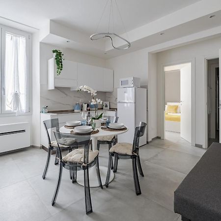 Via Ponte Alle Mosse, 19 - Florence Charming Apartments - A Chic, Newly Renovated Apartment Near Tram Leopolda, A Few Min From Downtown Exterior photo