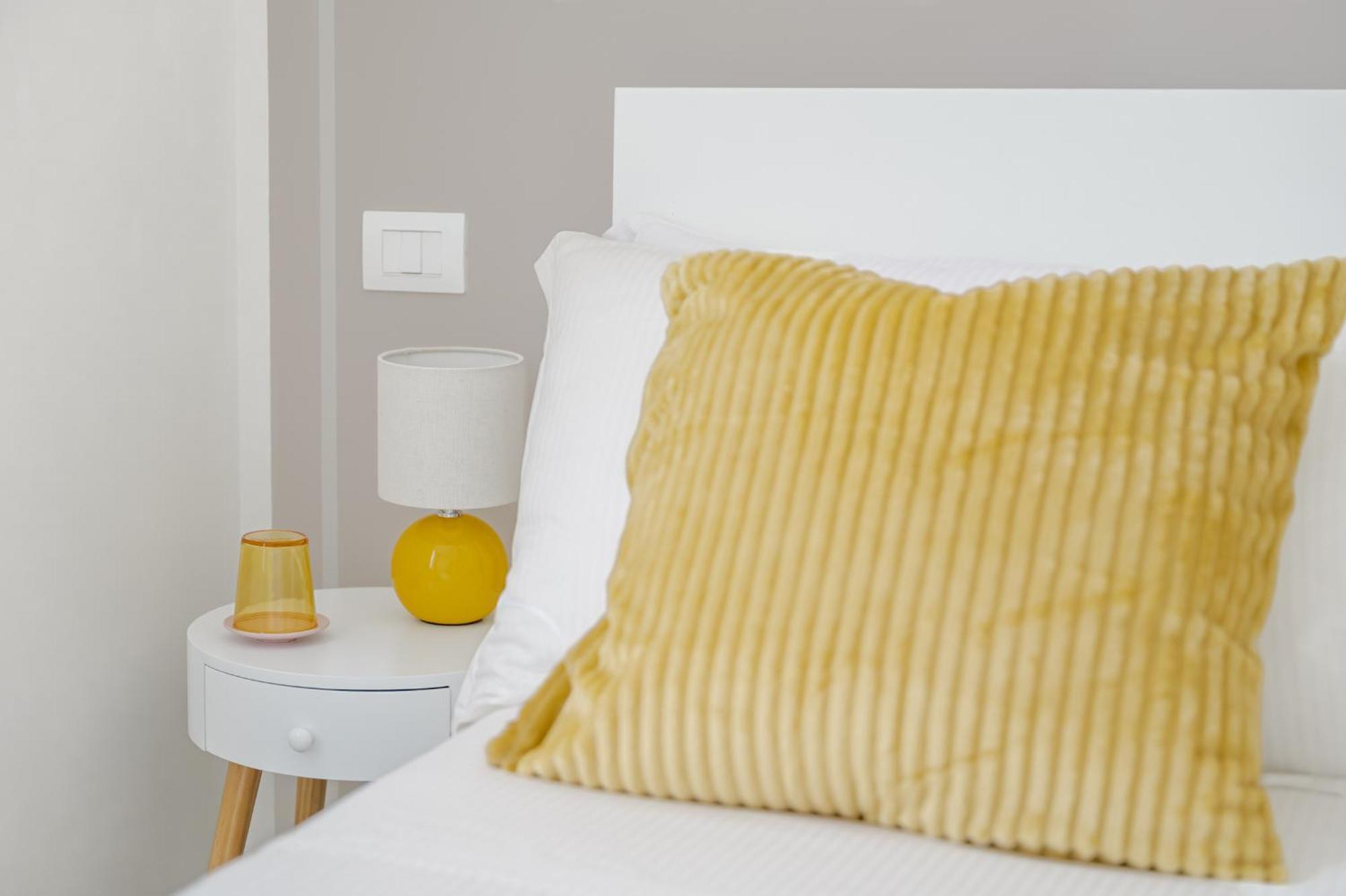 Via Ponte Alle Mosse, 19 - Florence Charming Apartments - A Chic, Newly Renovated Apartment Near Tram Leopolda, A Few Min From Downtown Exterior photo