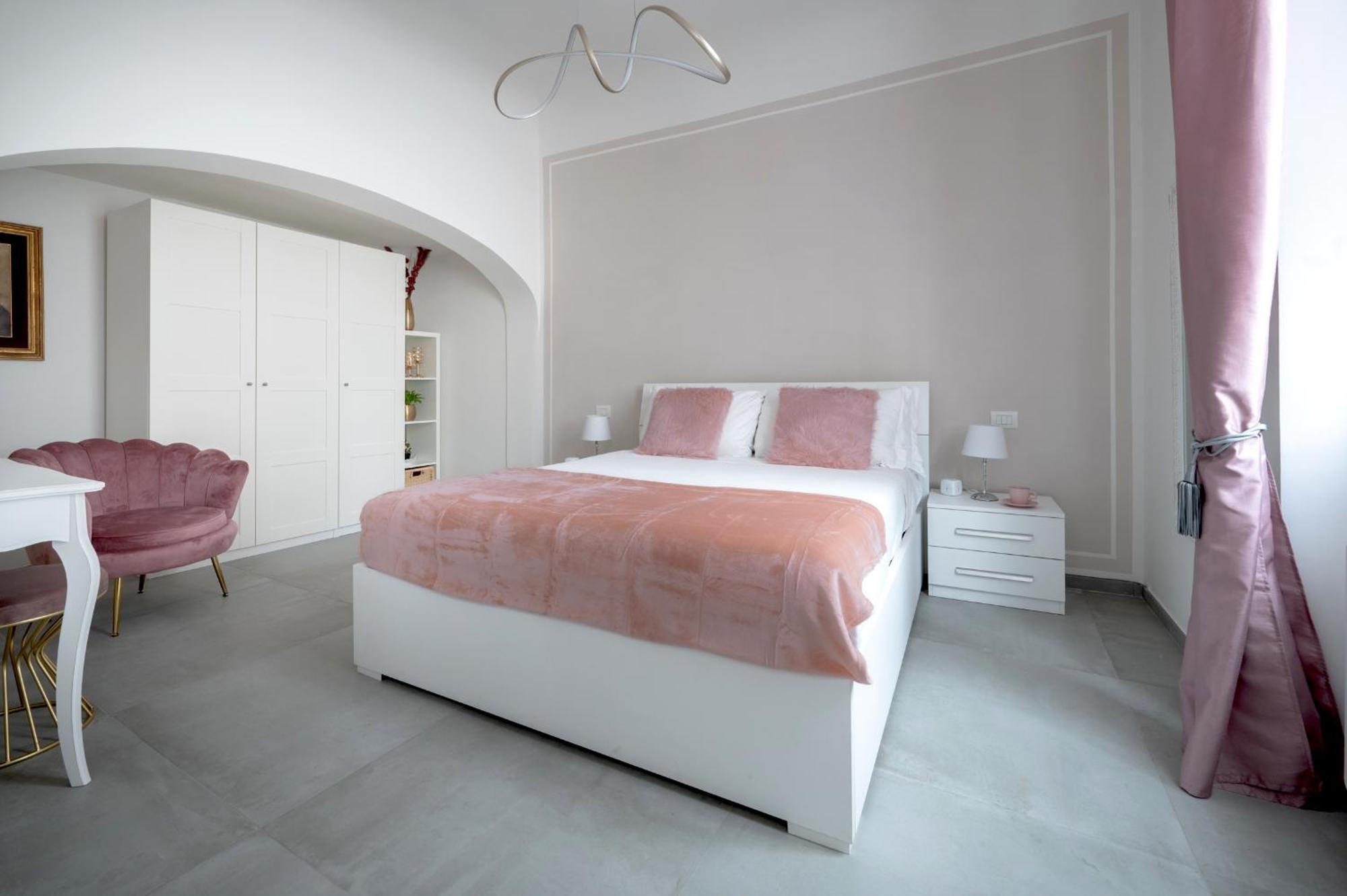 Via Ponte Alle Mosse, 19 - Florence Charming Apartments - A Chic, Newly Renovated Apartment Near Tram Leopolda, A Few Min From Downtown Exterior photo